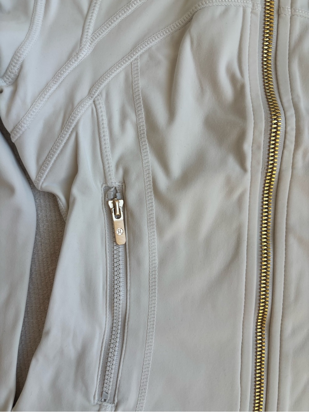 lululemon athletica Ivory defined Jacket cropped - Picture 6 of 6